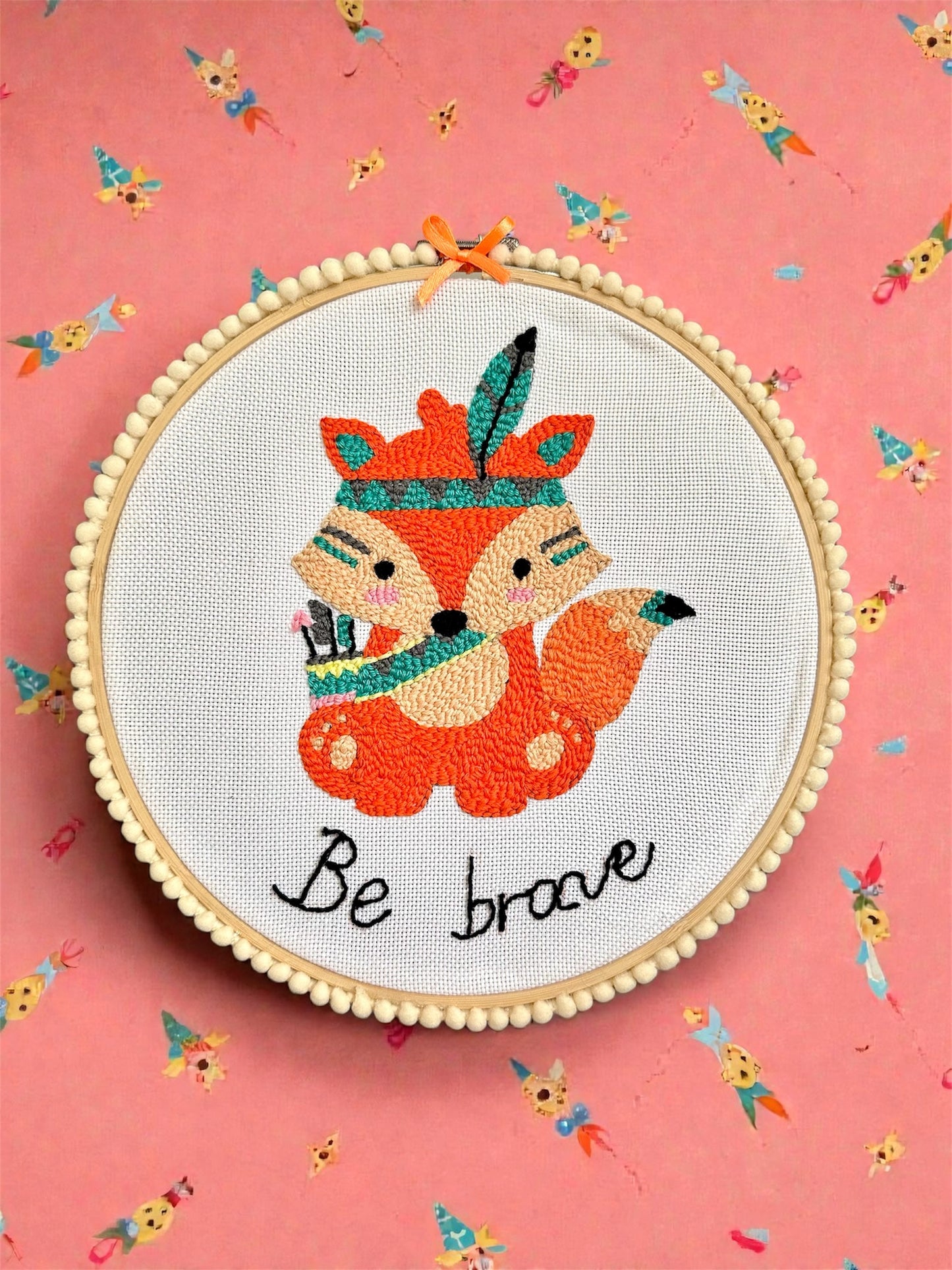 "Little brave fox" - Punch needle hoop