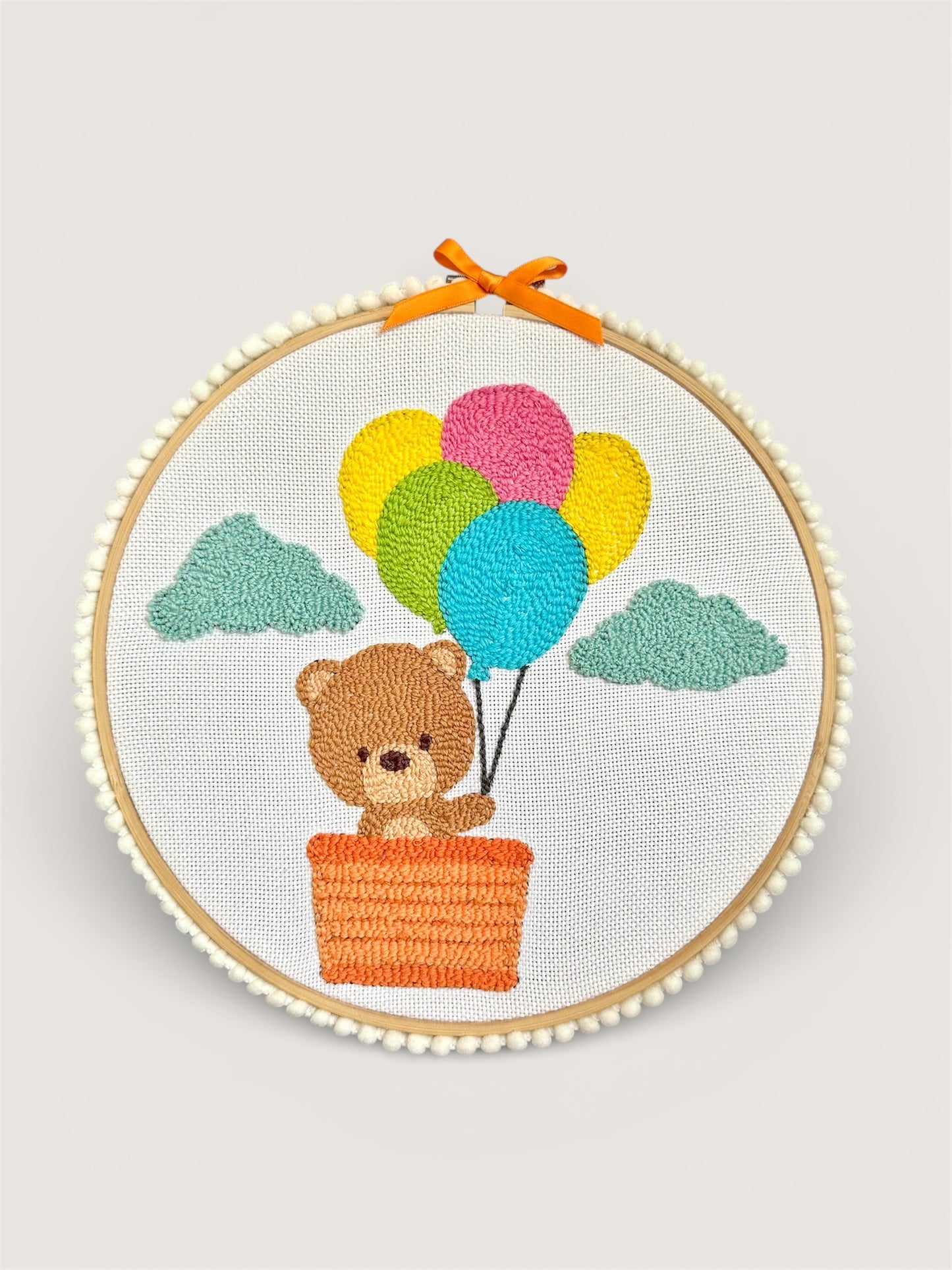 "Teddy bear with balloons" - Punch needle hoop